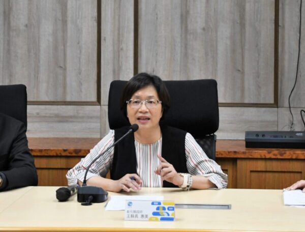 解套中科二林園區環評限制 爭取AI半導體產業進駐彰化 歡迎黃仁勳來品嘗彰化美食小吃