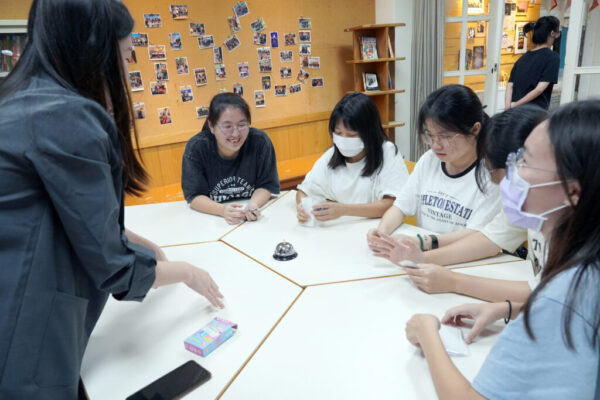 大葉大學攜手員林高中  英語營探索世界
