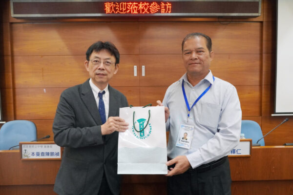 砂拉越獨立中學校長及董事長訪問大葉大學盼攜手教育合作