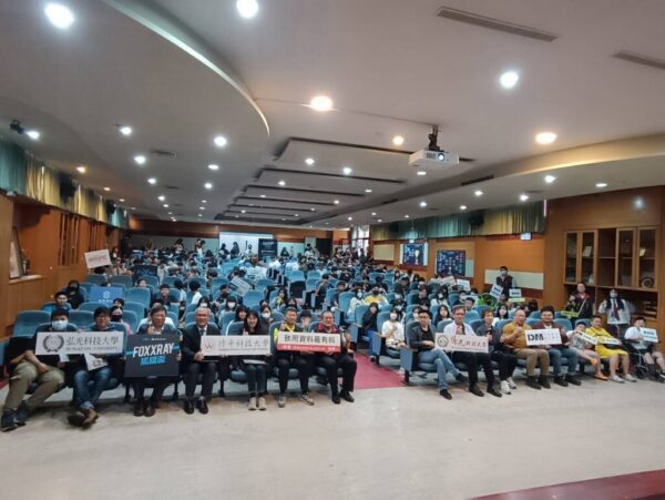 2025狐鐳盃(FOXXRAY)傳說校園爭霸賽  致用高中適性選科國中生實作體驗營夯