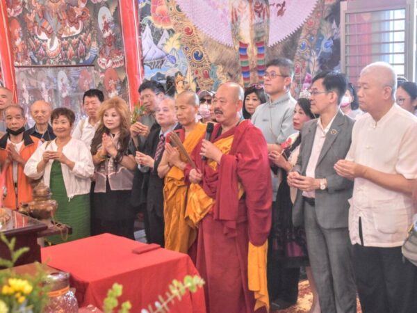 丙午年苗栗銅鑼天靈寺隆重舉行浴佛節法會